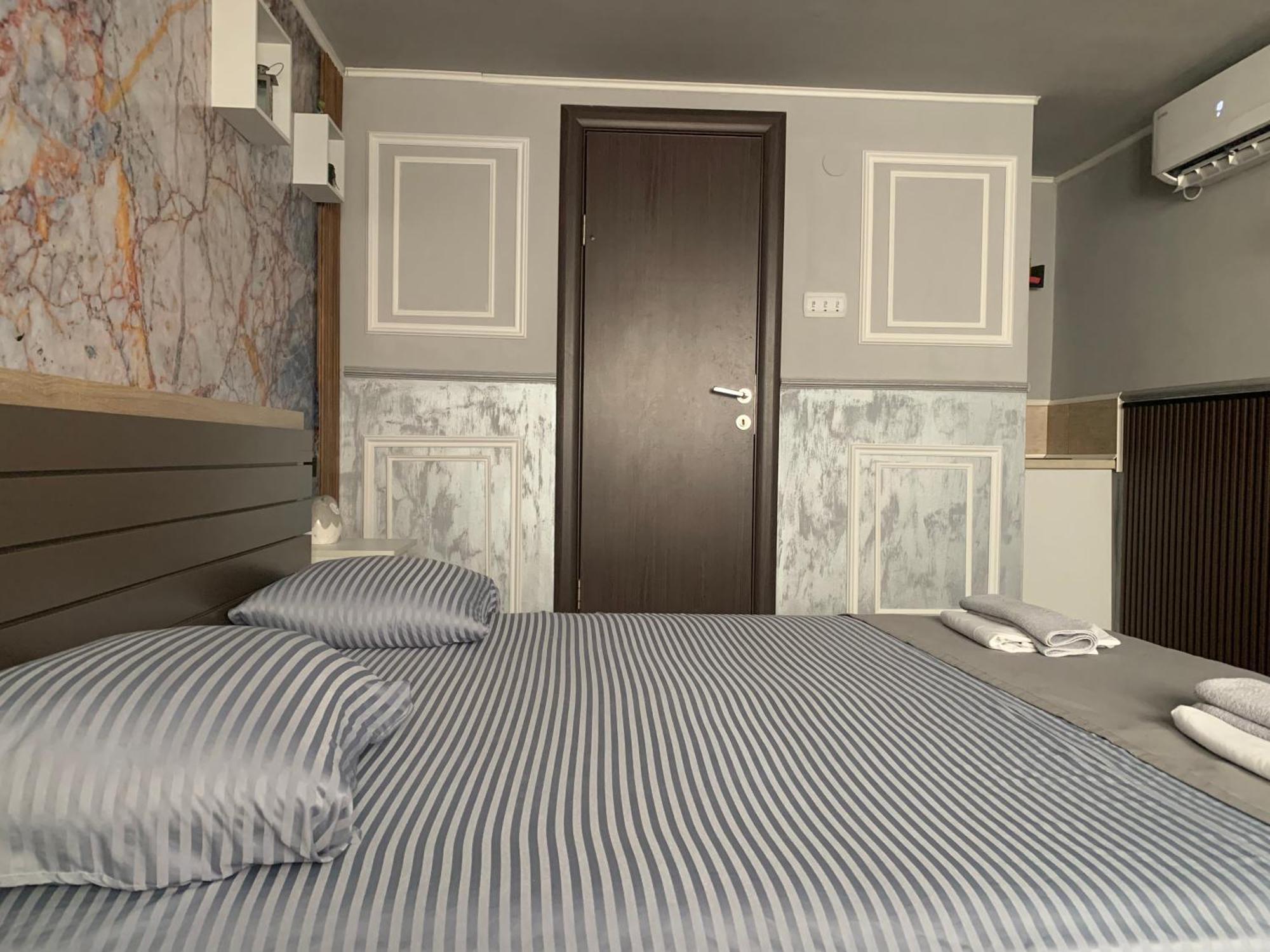 Apartman Daca Podgorica Buitenkant foto