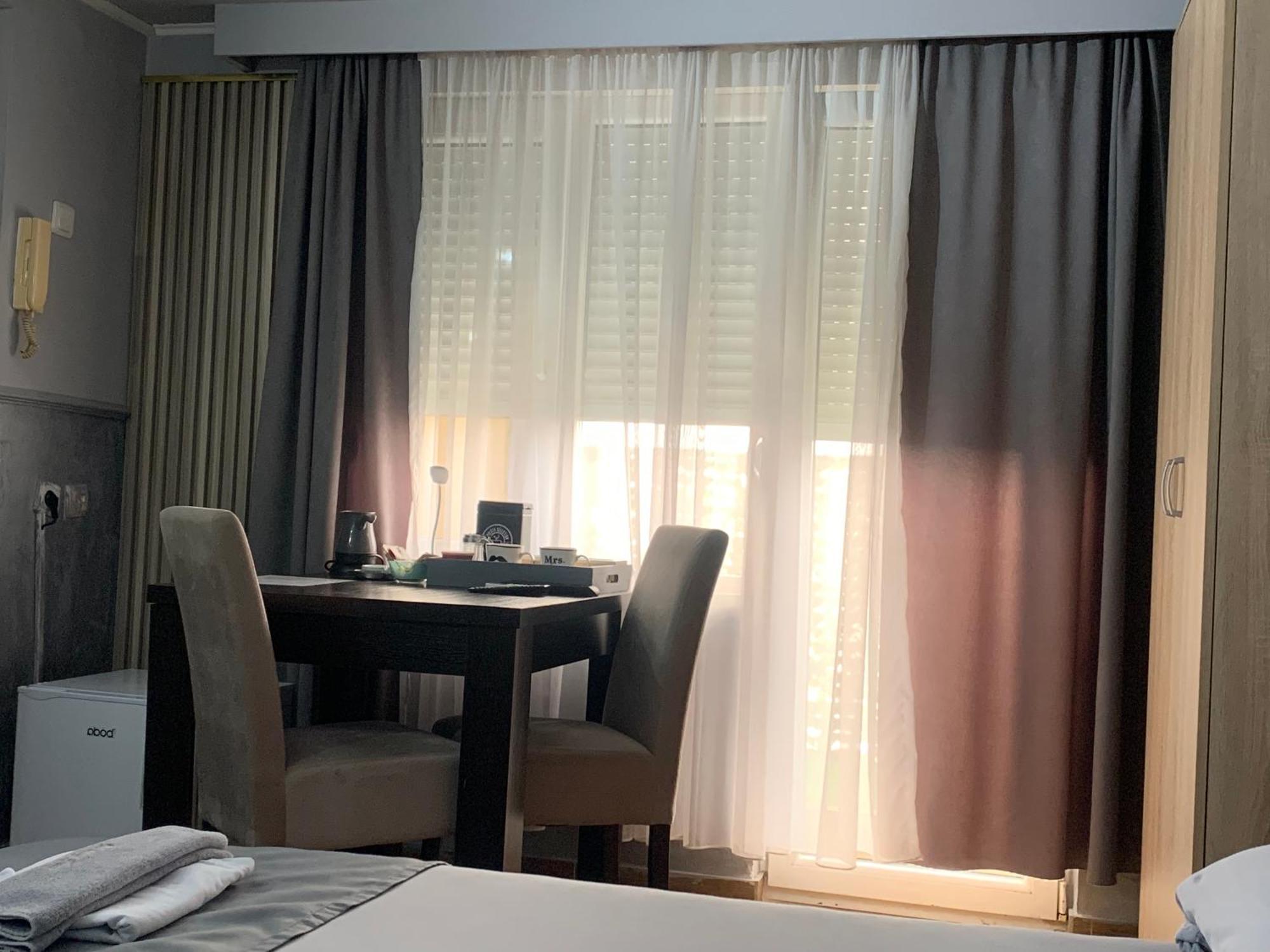 Apartman Daca Podgorica Buitenkant foto